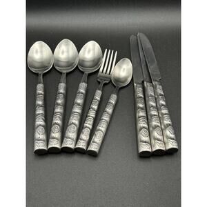 Vintage Lot Of 8 Wildlife Replacement Flatware Fish Moose Bear Pinecone Duck